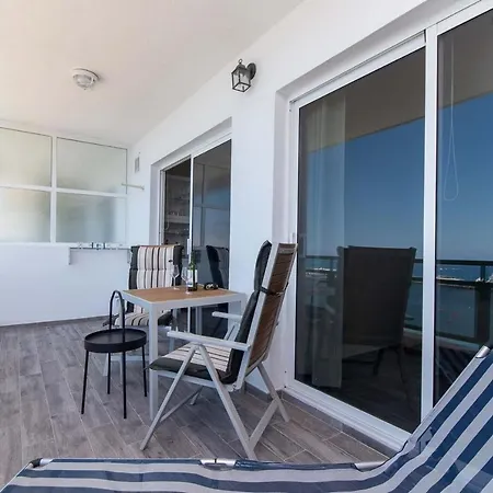 Ocean View * لوس كريستيانوس